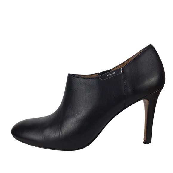 Coach Boots - Picture 10 of 16